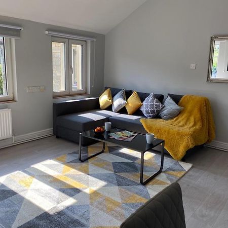 شقة The Terrace - Annexe With Views Bathford المظهر الخارجي الصورة