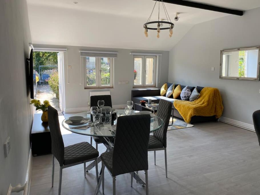 شقة The Terrace - Annexe With Views Bathford المظهر الخارجي الصورة